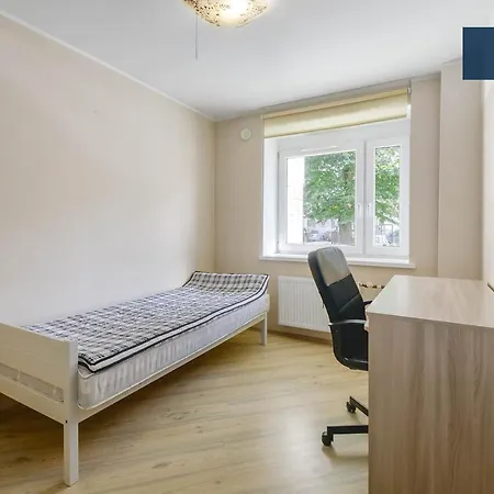 Central 3Br & 4Br Stays Tallinn Exterior photo