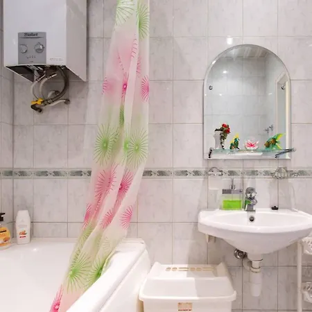Central 3Br & 4Br Stays Tallinn Exterior photo